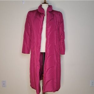 Vintage Fuchsia Pink Full Length Quilted
Down Puffer Coat Size Medium